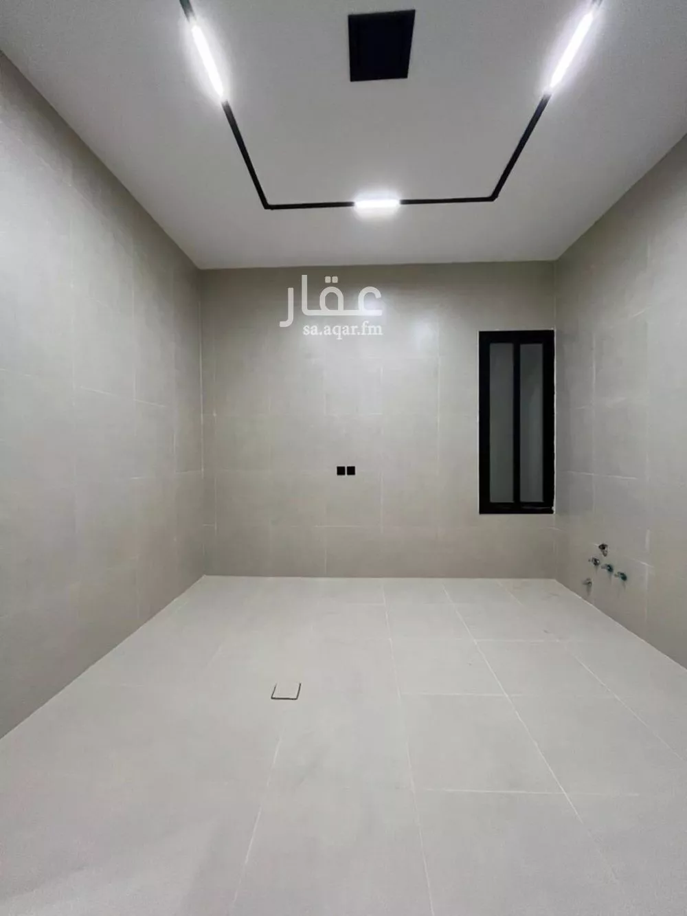 5 bedroom villa in Al Janadriyah 15