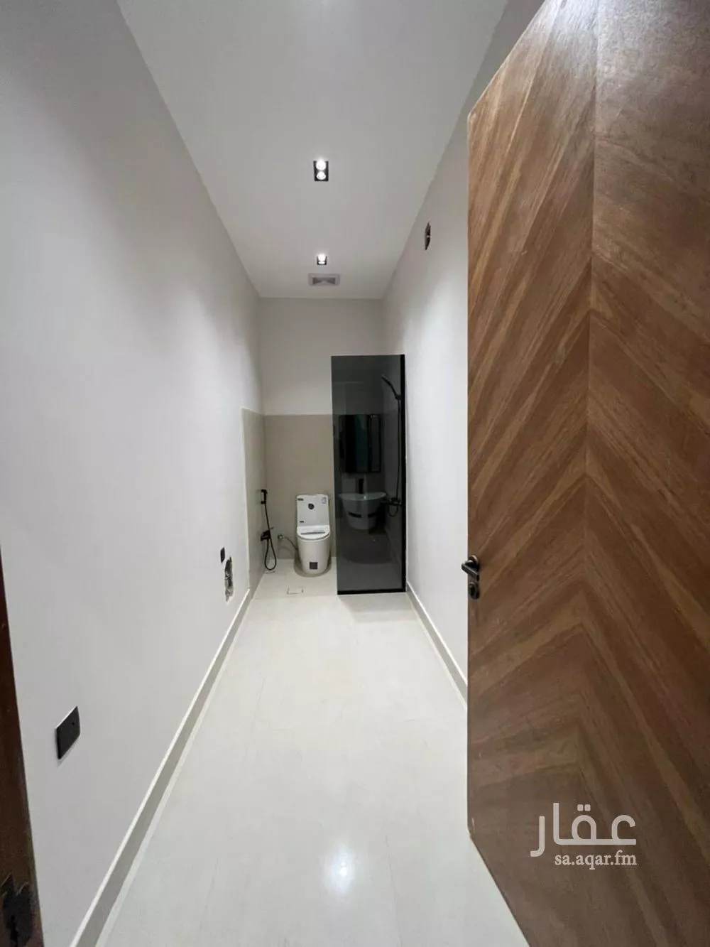 5 bedroom villa in Al Janadriyah 26
