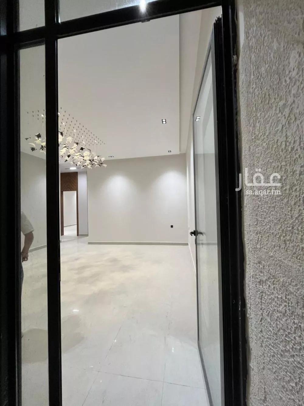 5 bedroom villa in Al Janadriyah 29