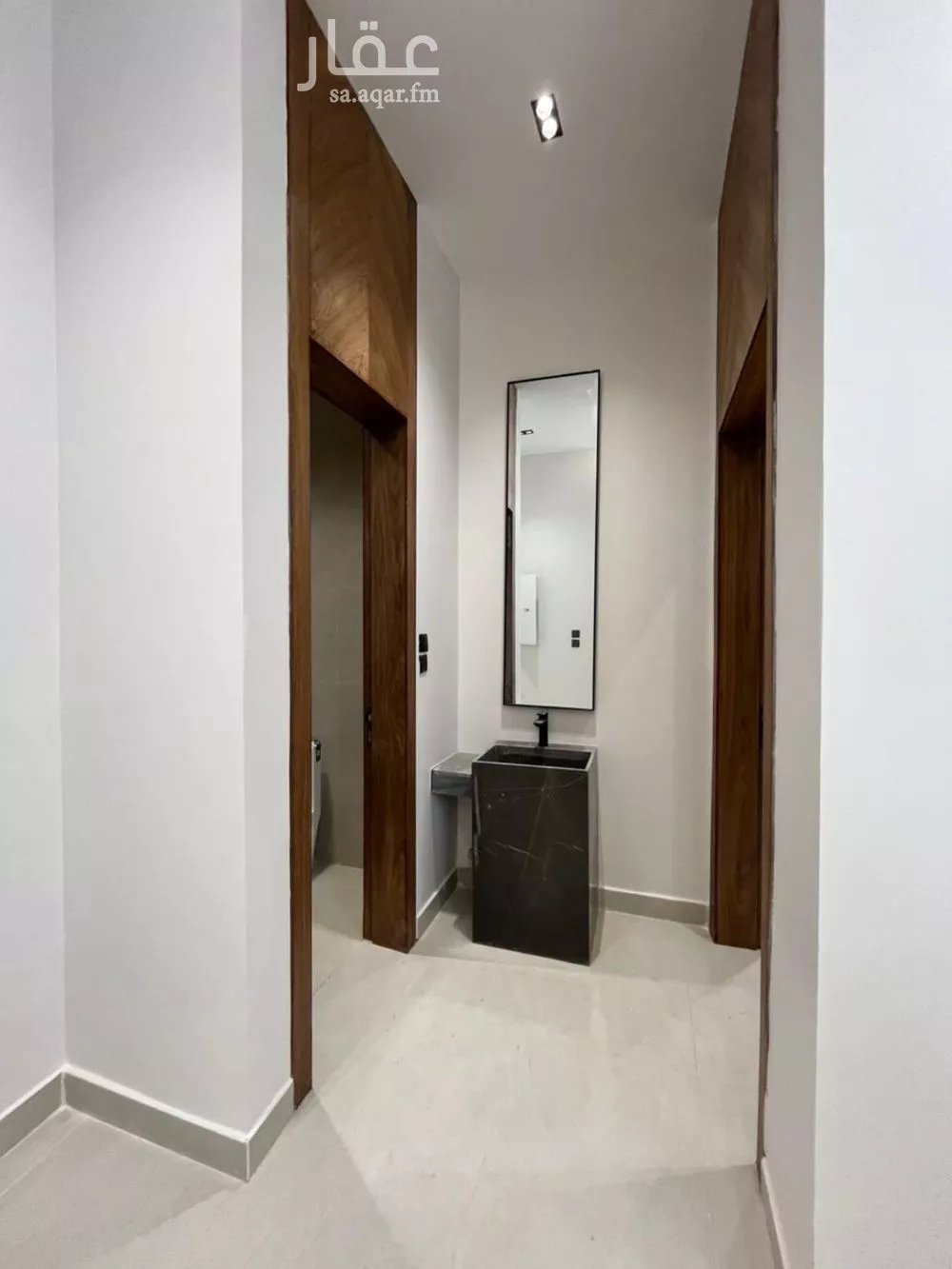 5 bedroom villa in Al Janadriyah 6