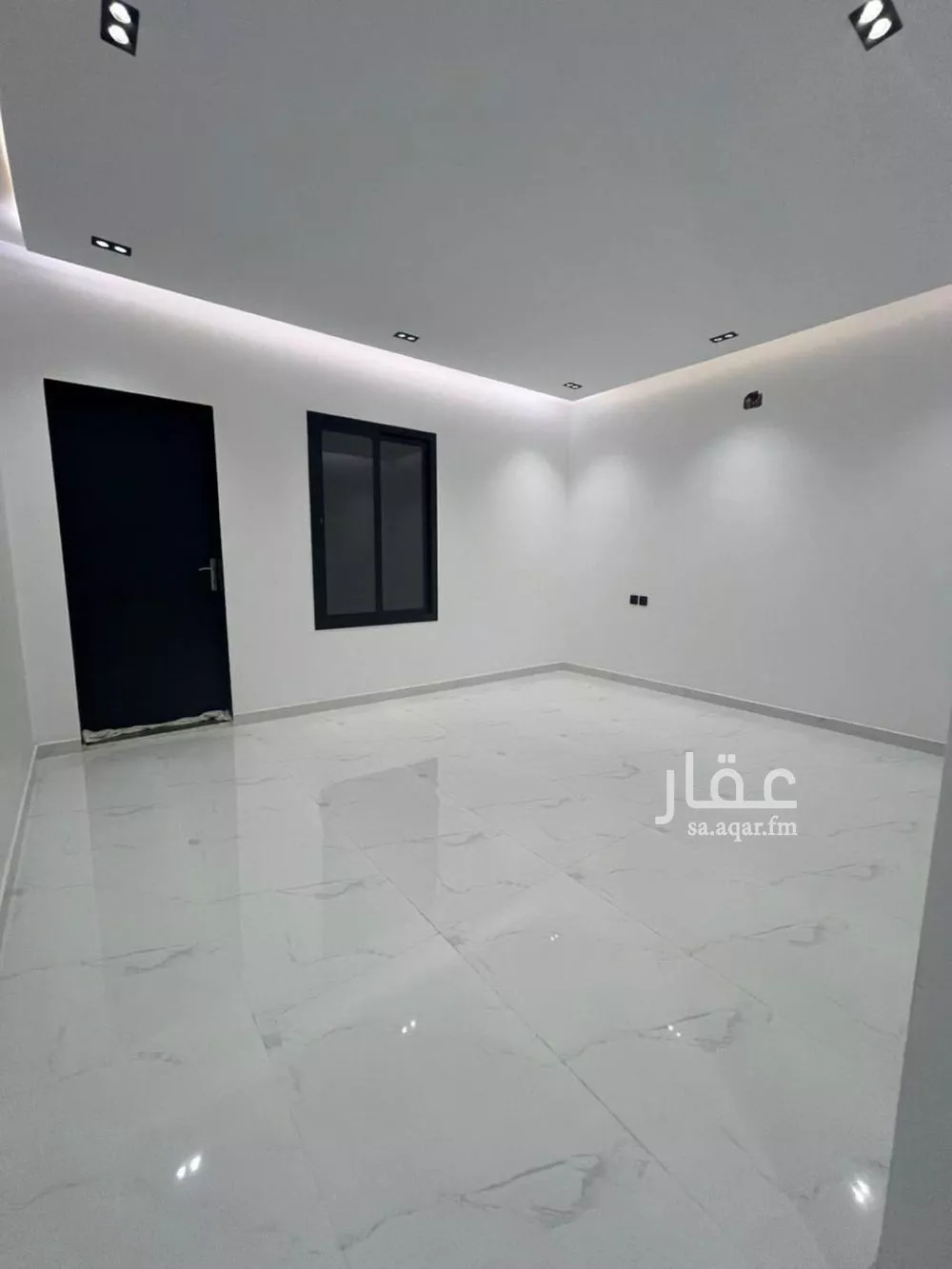فيلا 5 غرف في الجنادرية 11