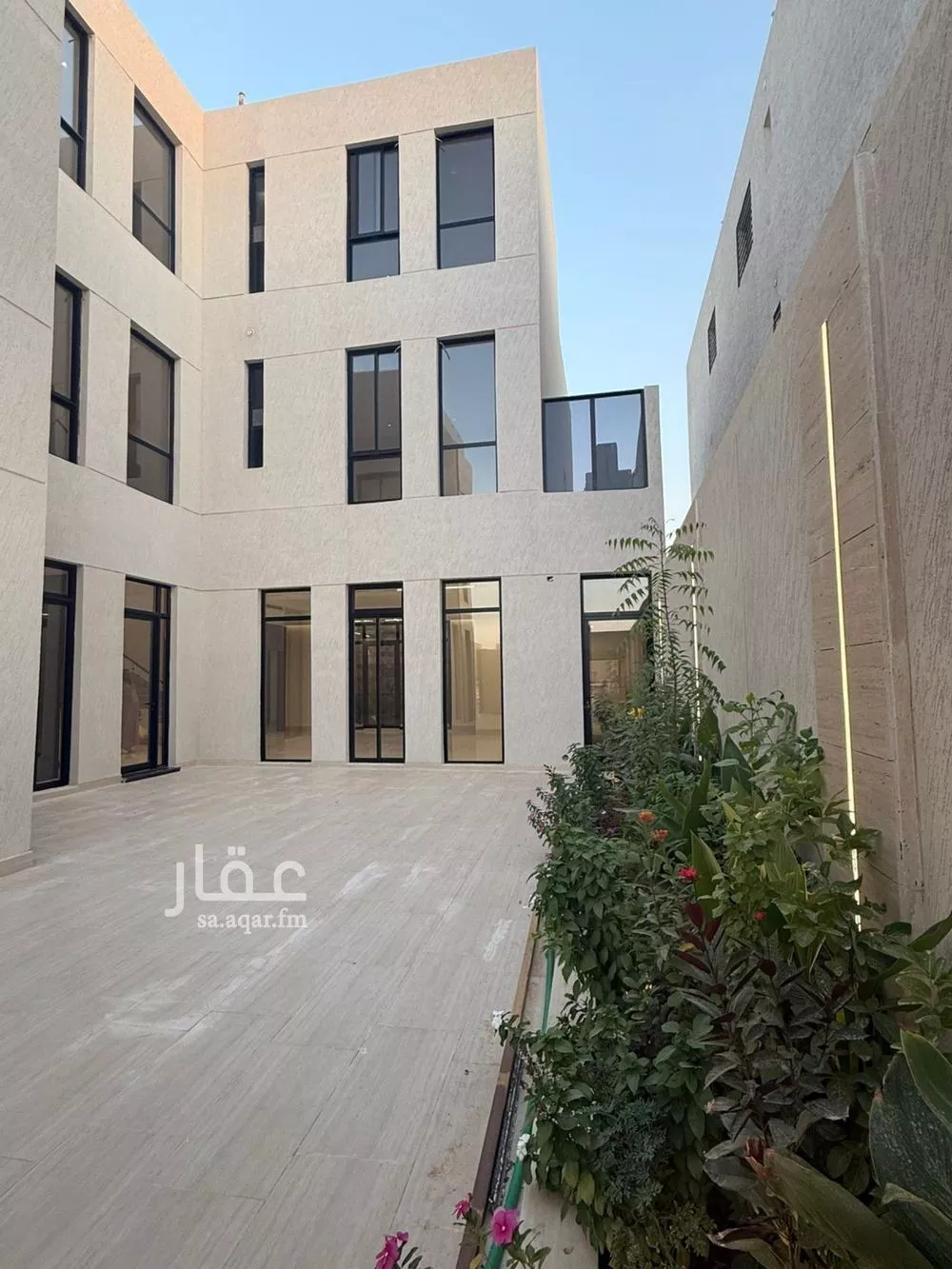 8 bedroom villa in Al Mahdiyyah 6