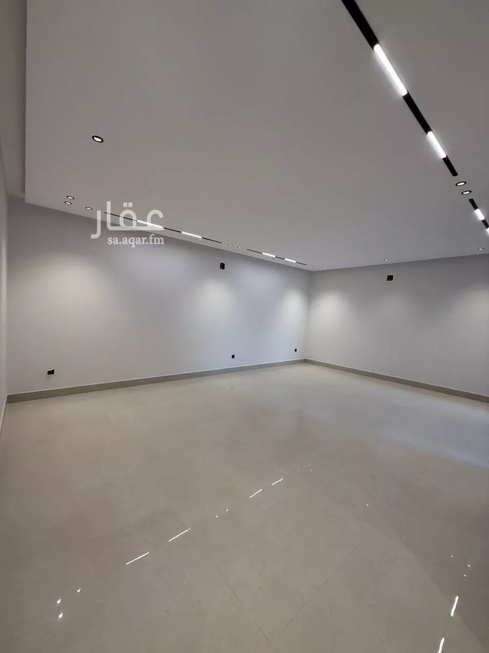 8 bedroom villa in Al Mahdiyyah 11