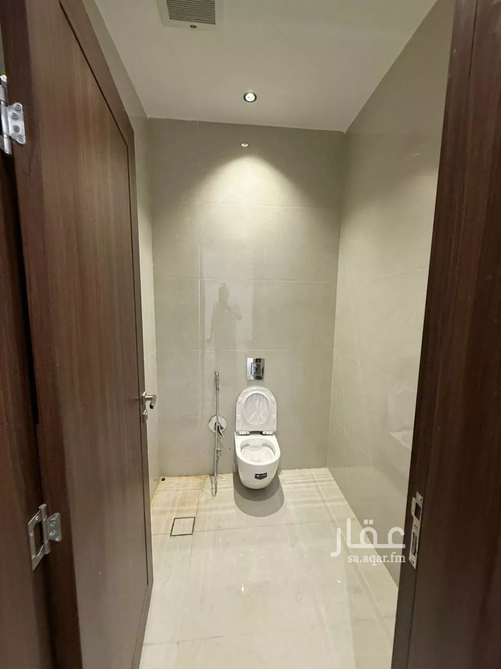 8 bedroom villa in Al Mahdiyyah 6