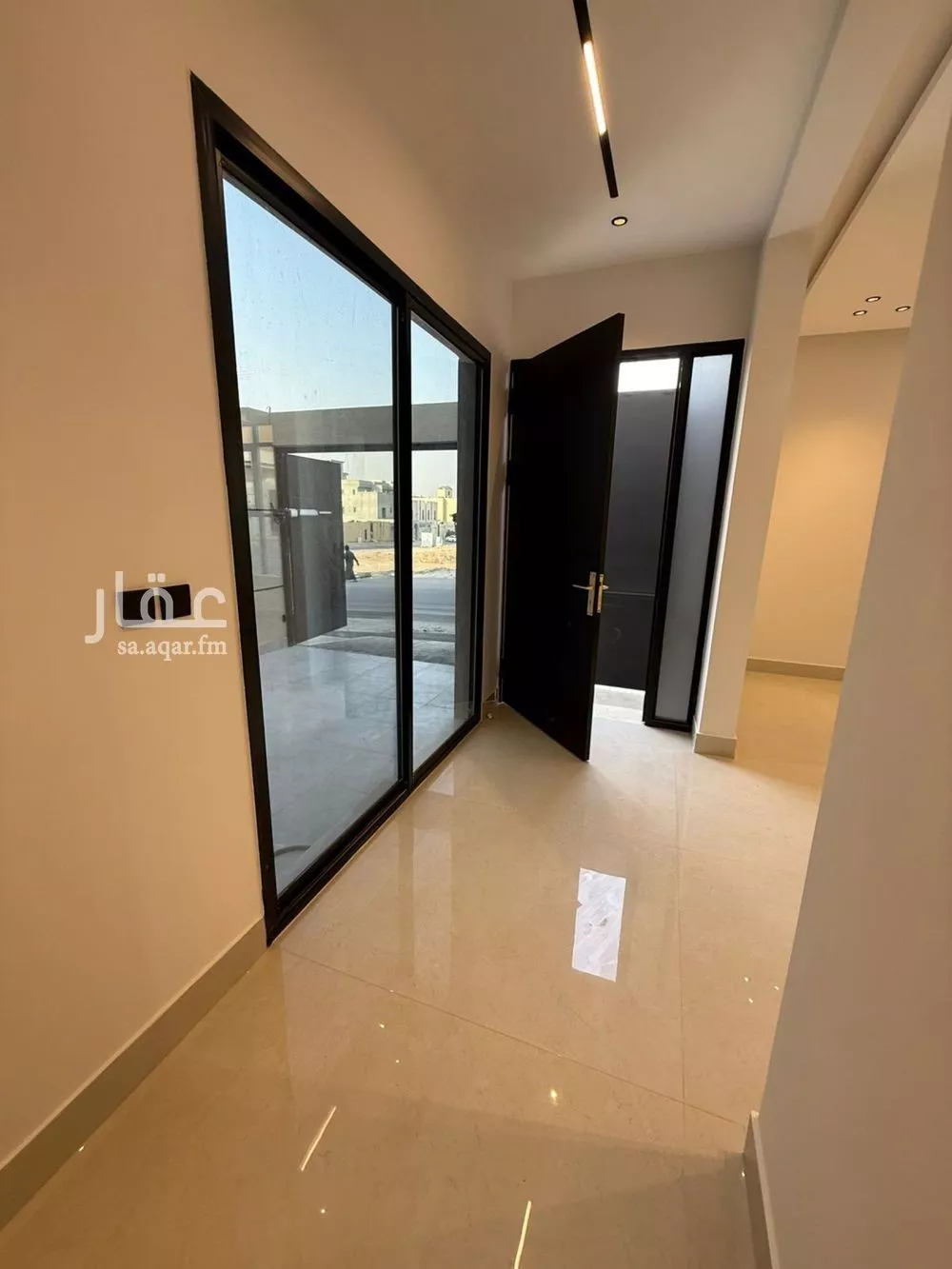 8 bedroom villa in Al Mahdiyyah 10