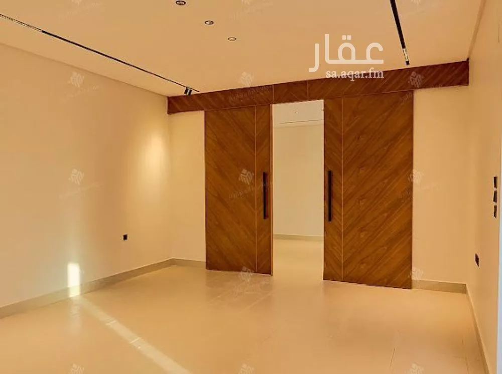 6 bedroom villa in Al Mahdiyyah 7