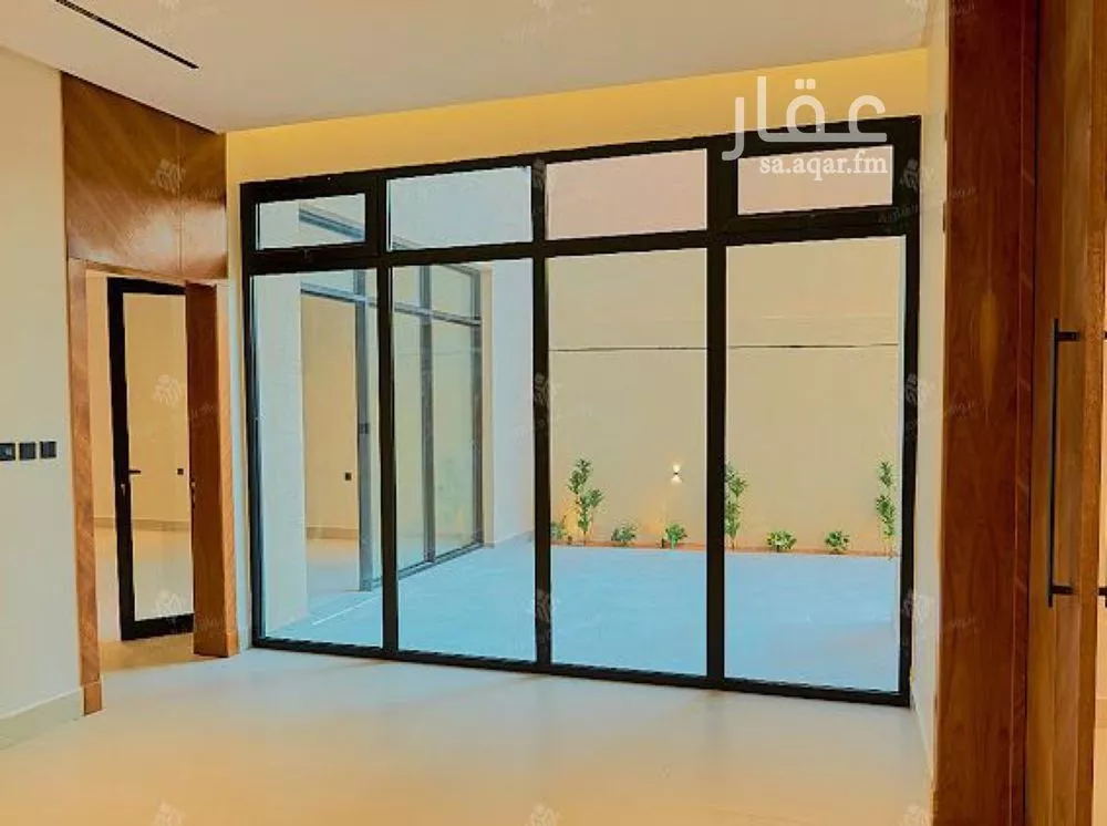 6 bedroom villa in Al Mahdiyyah 9