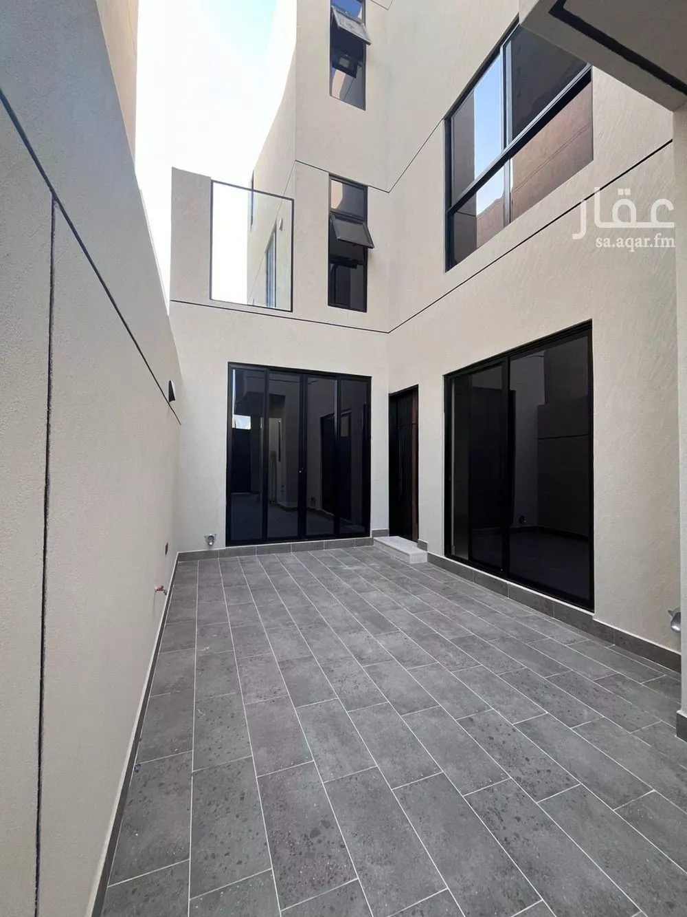 6 bedroom villa in Al Mahdiyyah 5