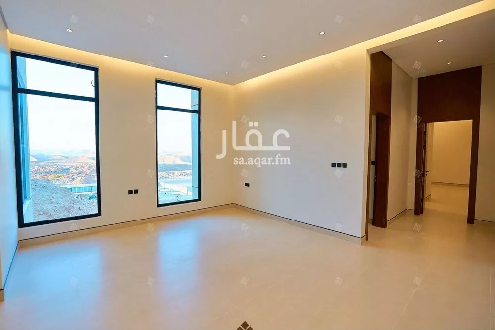 5 bedroom villa in Al Mahdiyyah 24