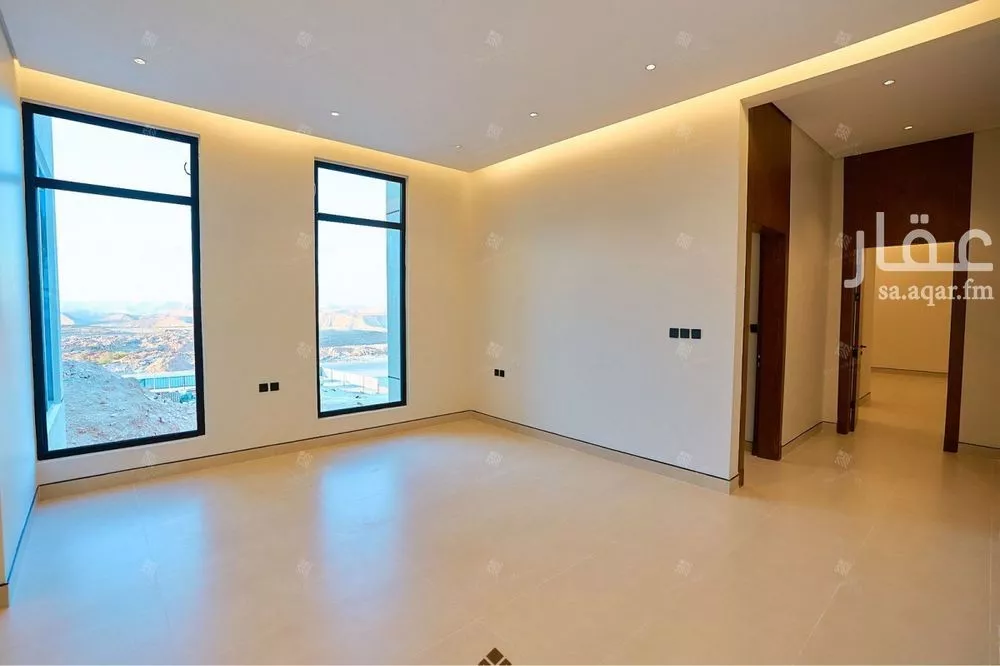 5 bedroom villa in Al Mahdiyyah 29