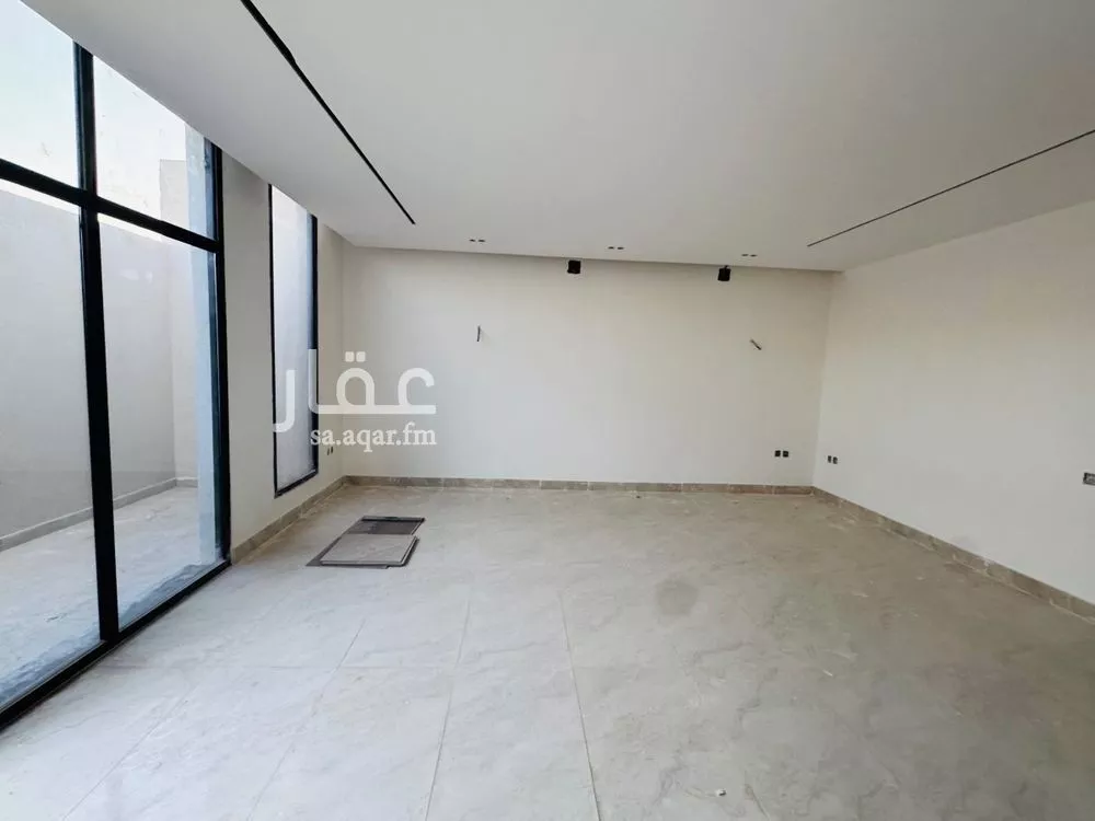4 bedroom villa in Al Narjis 11
