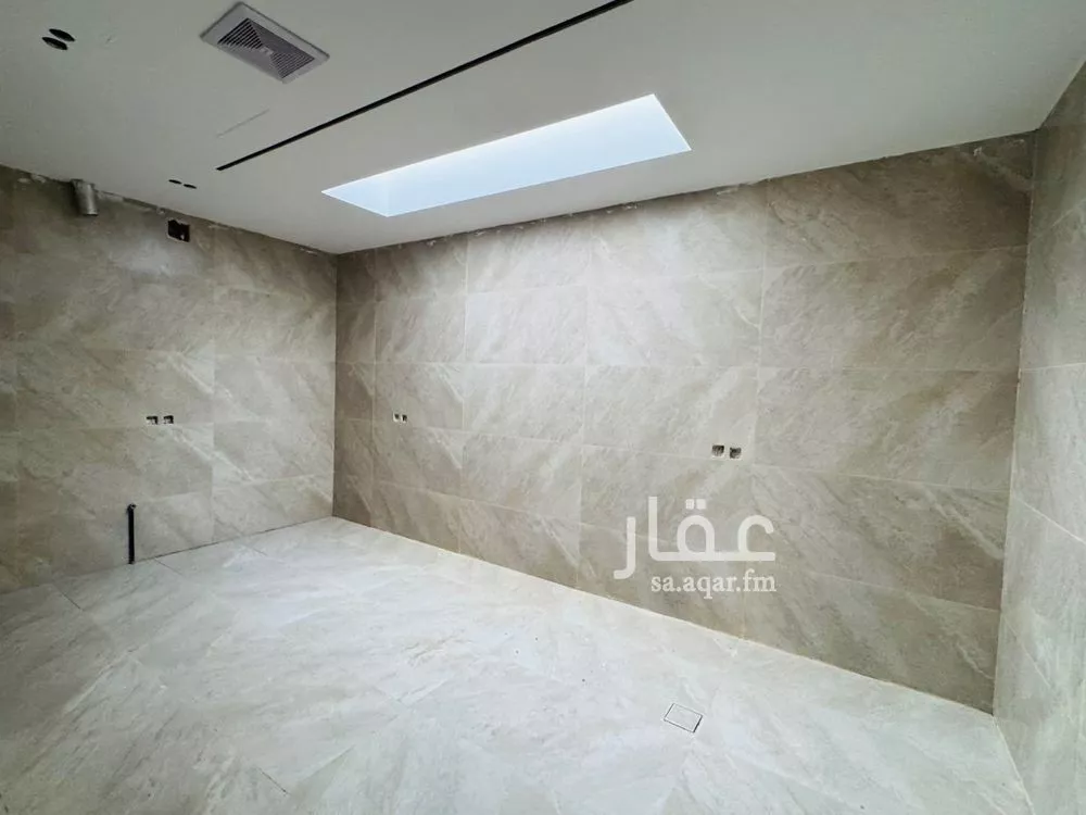 4 bedroom villa in Al Narjis 20