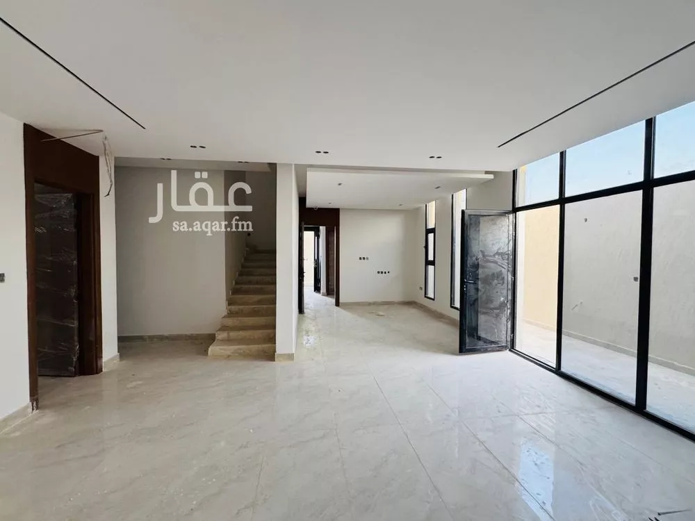 4 bedroom villa in Al Narjis 28
