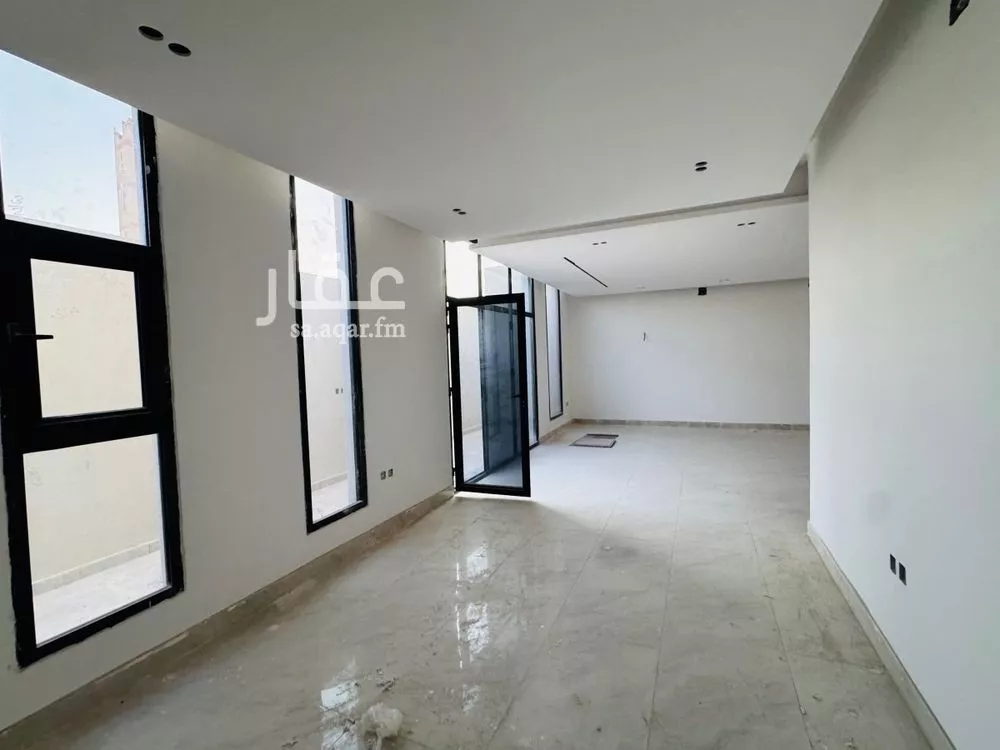 4 bedroom villa in Al Narjis 8