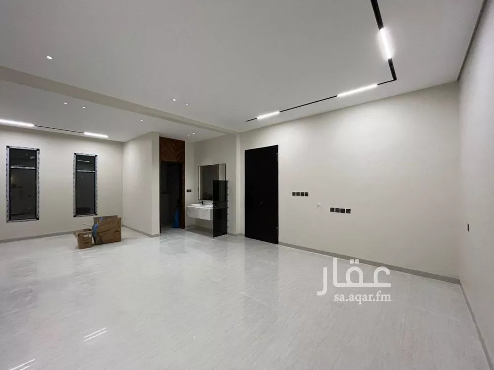 5 bedroom villa in Al Mahdiyyah 13