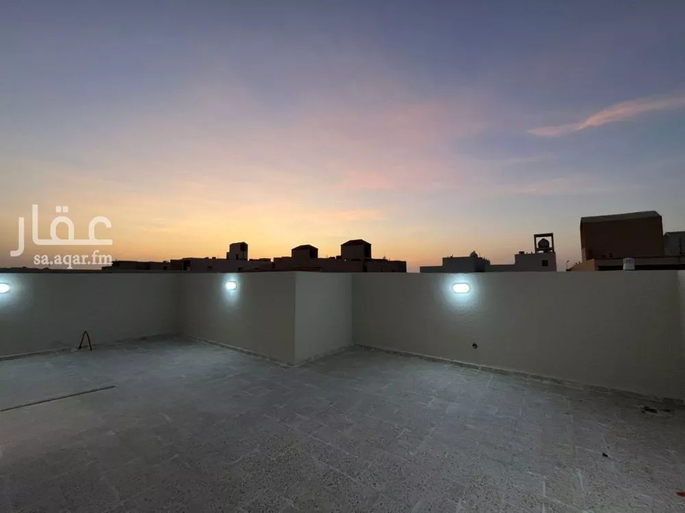 5 bedroom villa in Al Mahdiyyah 17