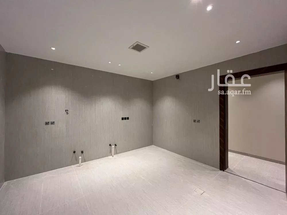 5 bedroom villa in Al Mahdiyyah 19