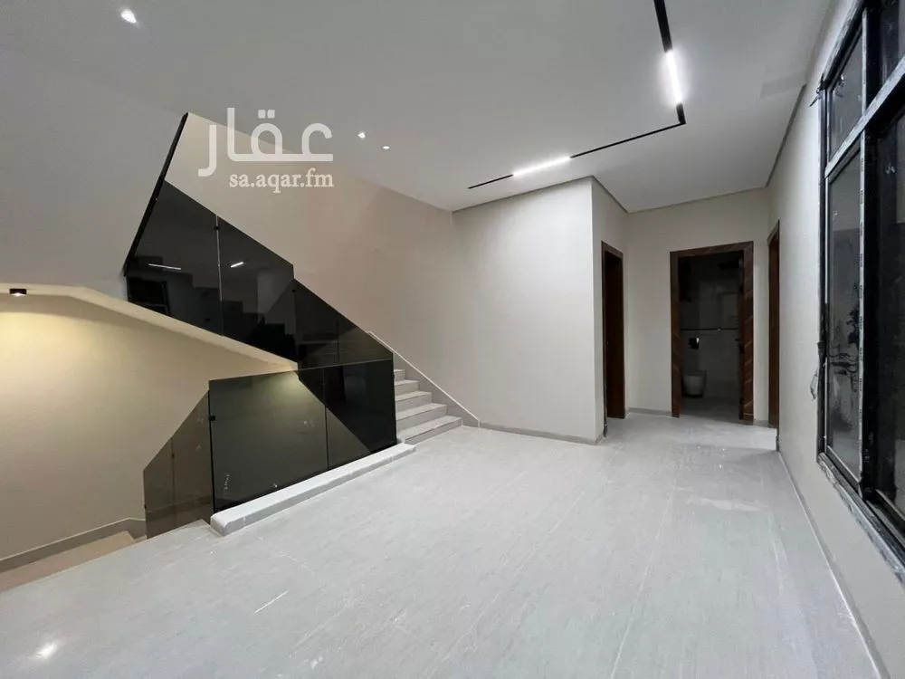 5 bedroom villa in Al Mahdiyyah 5