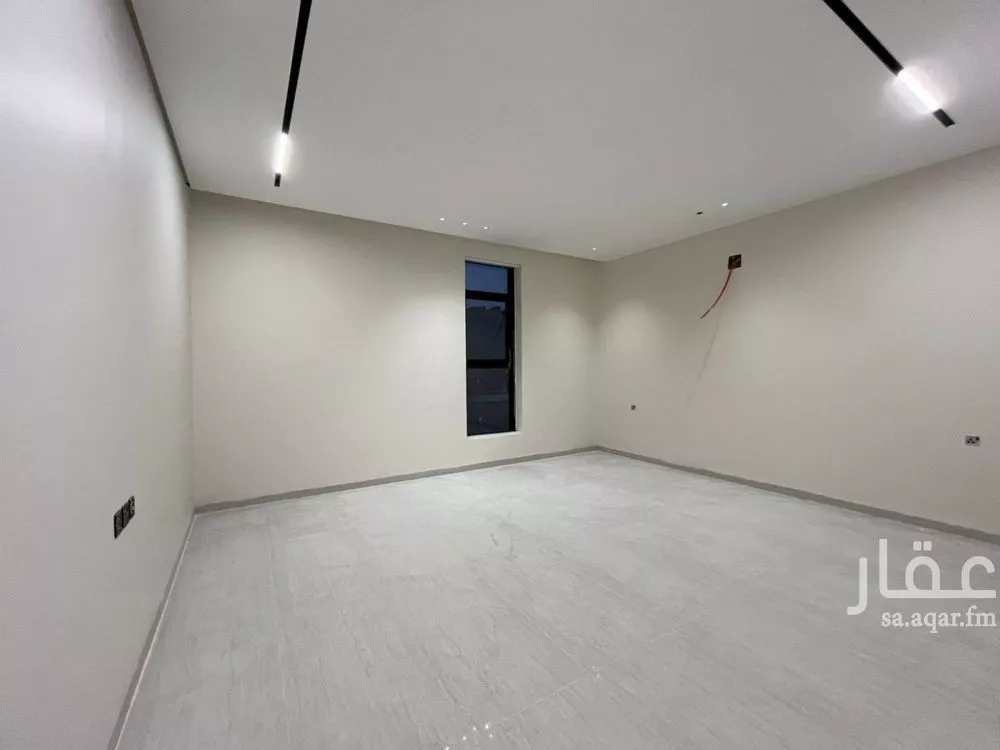 5 bedroom villa in Al Mahdiyyah 10