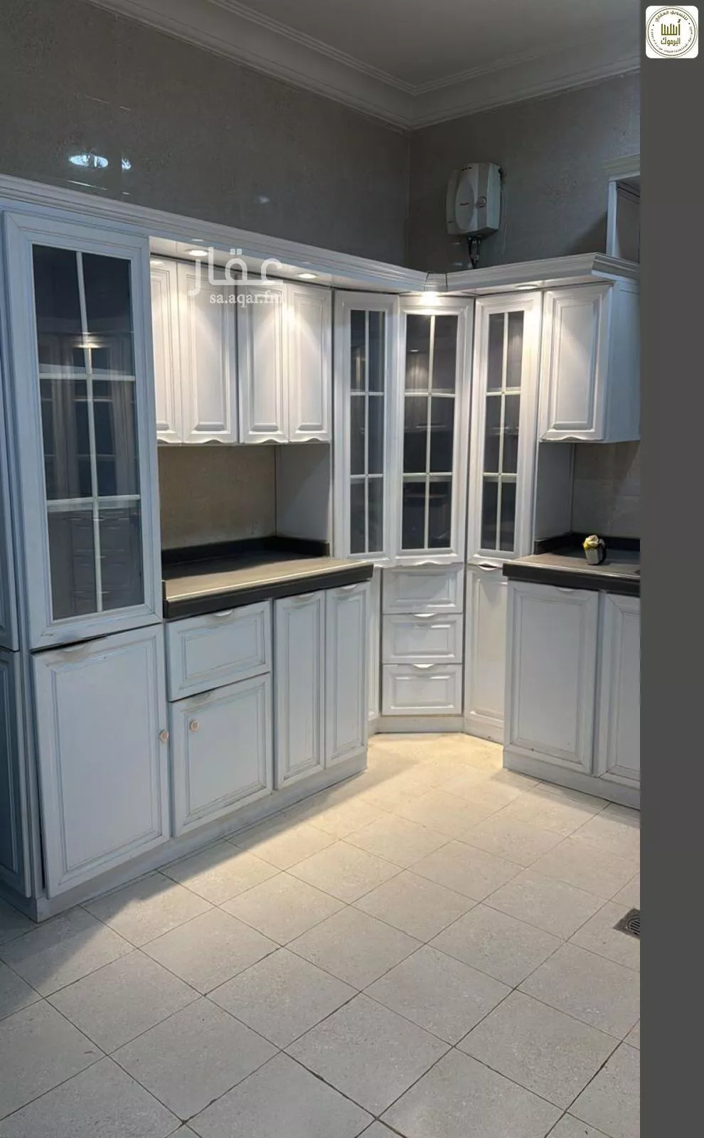 3 bedroom floor in Qurtubah 4
