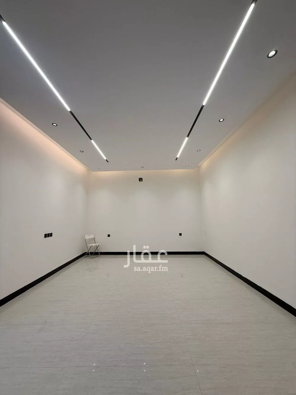 8 bedroom villa in Al Mahdiyyah 2