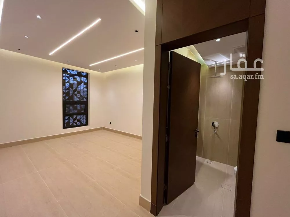 5 bedroom villa in Al Mahdiyyah 16