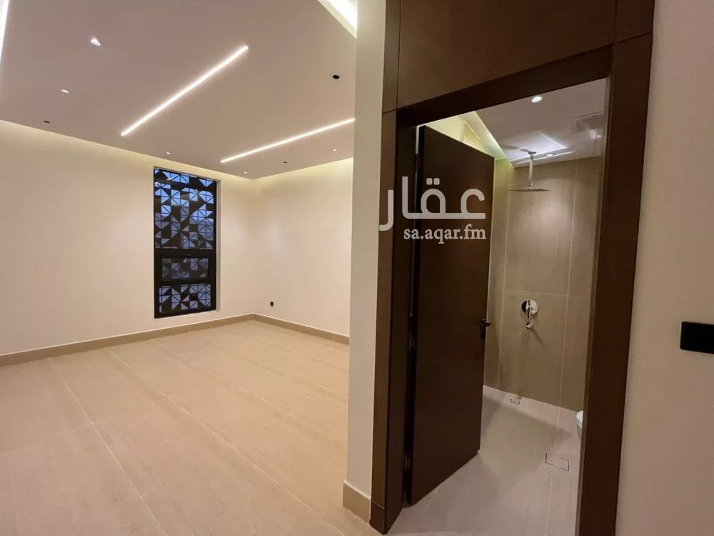 5 bedroom villa in Al Mahdiyyah 27