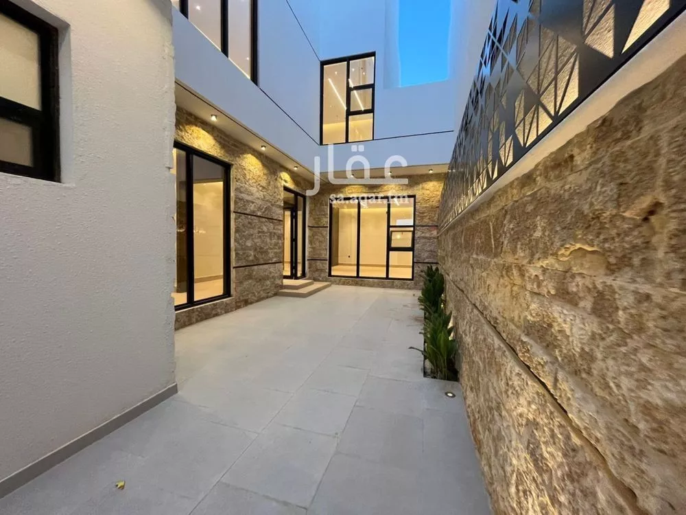 5 bedroom villa in Al Mahdiyyah 5