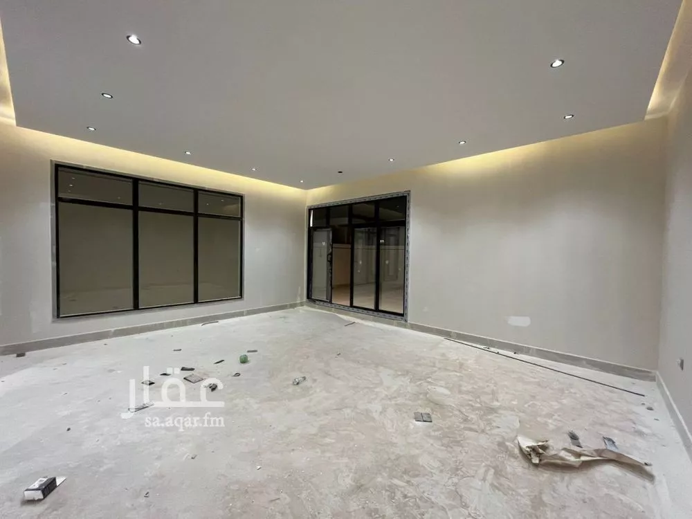 5 bedroom villa in Al Mahdiyyah 18