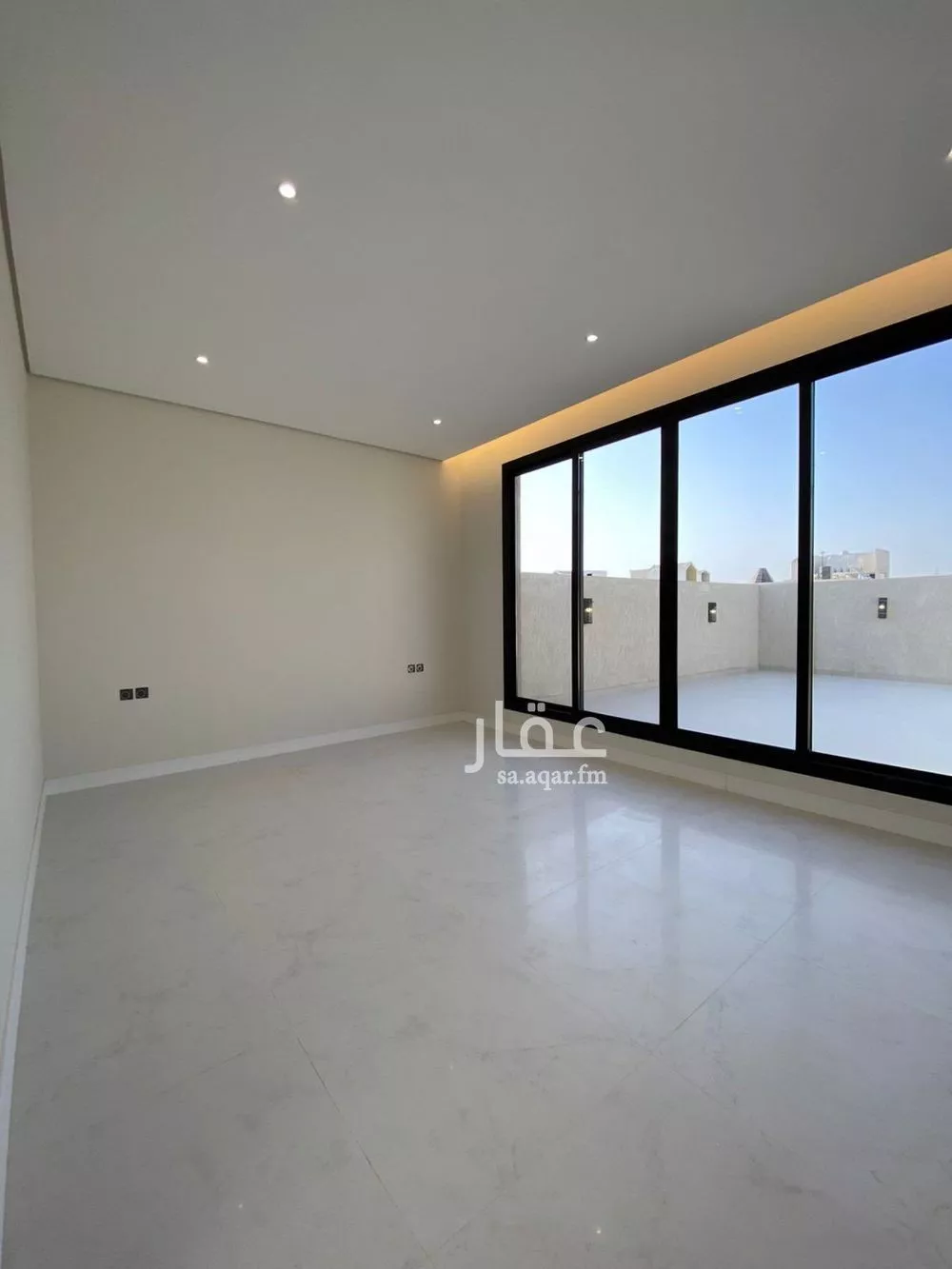 5 bedroom villa in Al Mahdiyyah 3