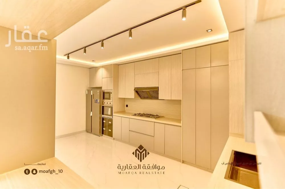 4 bedroom villa in Al Mahdiyyah 15