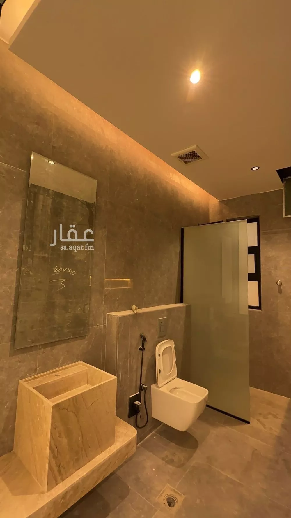 5 bedroom villa in Al Mahdiyyah 2