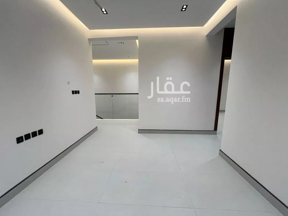 فيلا 4 غرف في الجنادرية 13