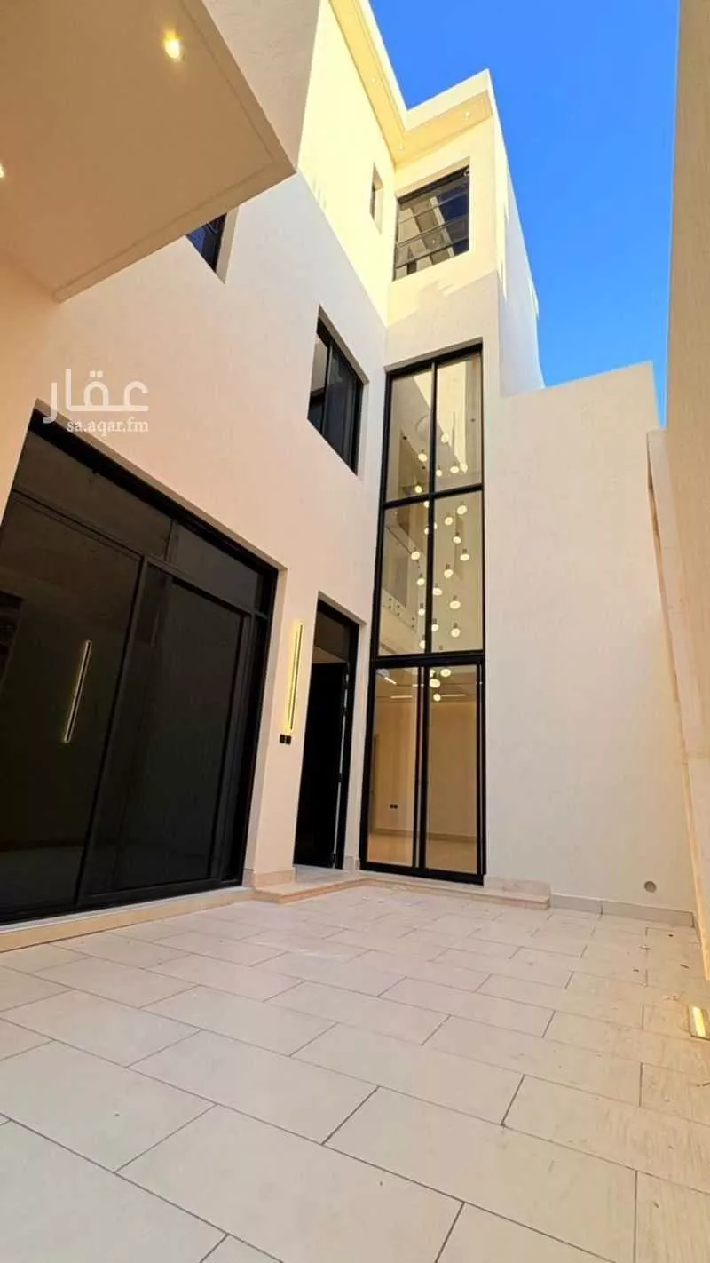5 bedroom apartment in Al Mahdiyyah 3