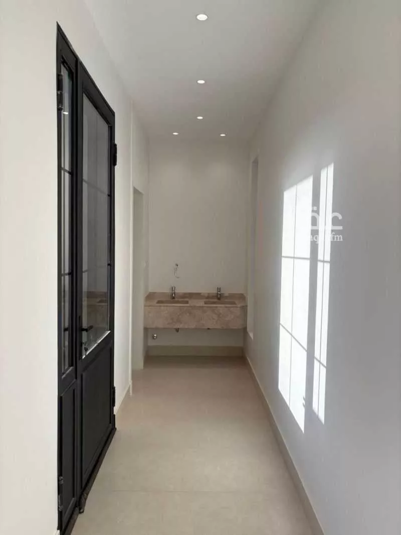 5 bedroom villa in Al Mahdiyyah 11