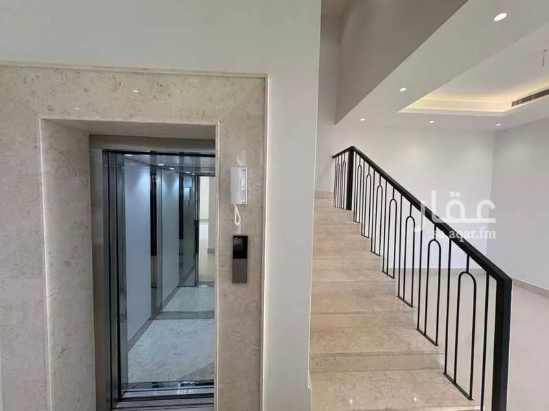 5 bedroom villa in Al Mahdiyyah 7