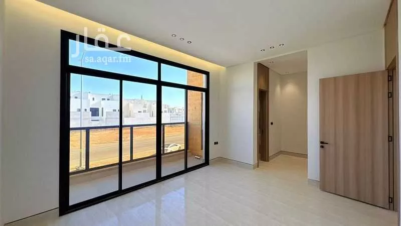 5 bedroom villa in Al Mahdiyyah 14