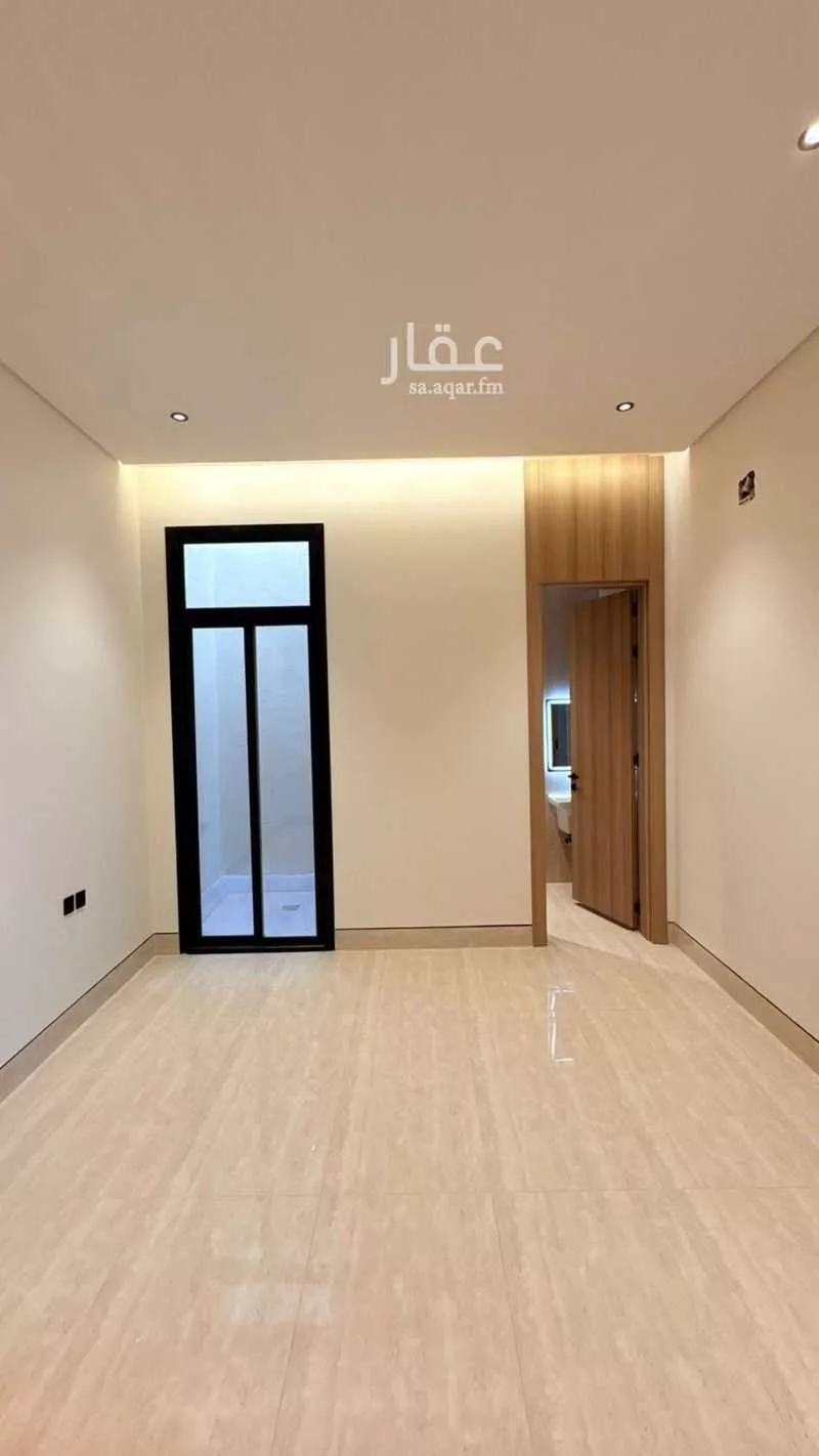 5 bedroom villa in Al Mahdiyyah 6