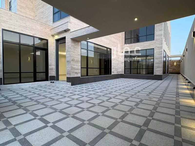 6 bedroom villa in Al Mahdiyyah 3