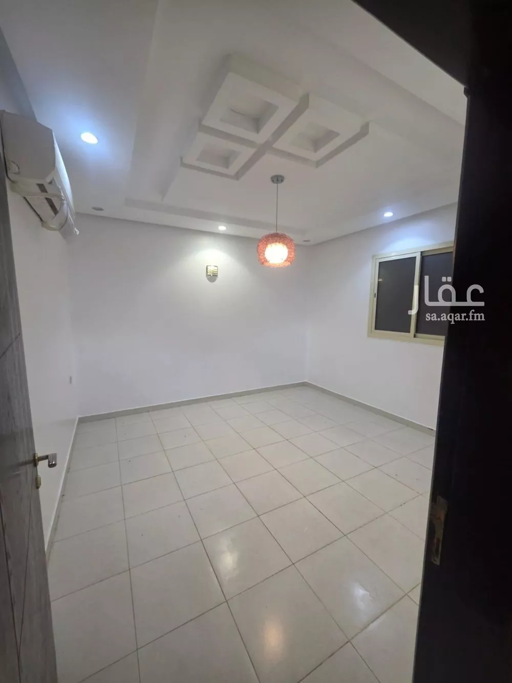 الطابق في الياسمين