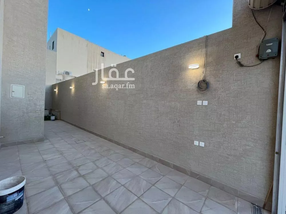 5 bedroom villa in Al Mahdiyyah 6
