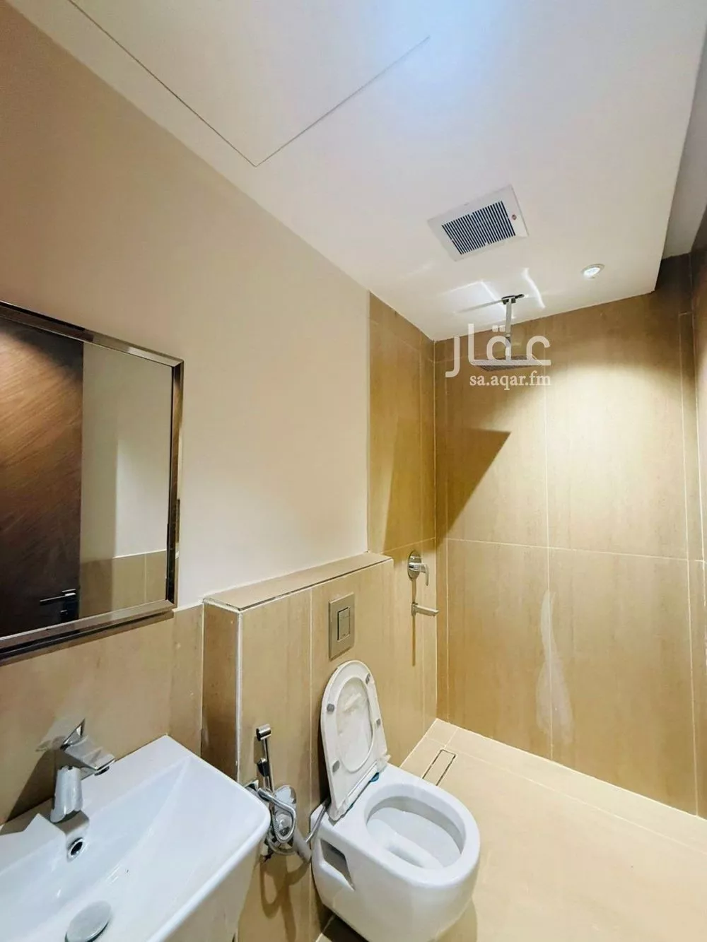 6 bedroom villa in Al Mahdiyyah 14