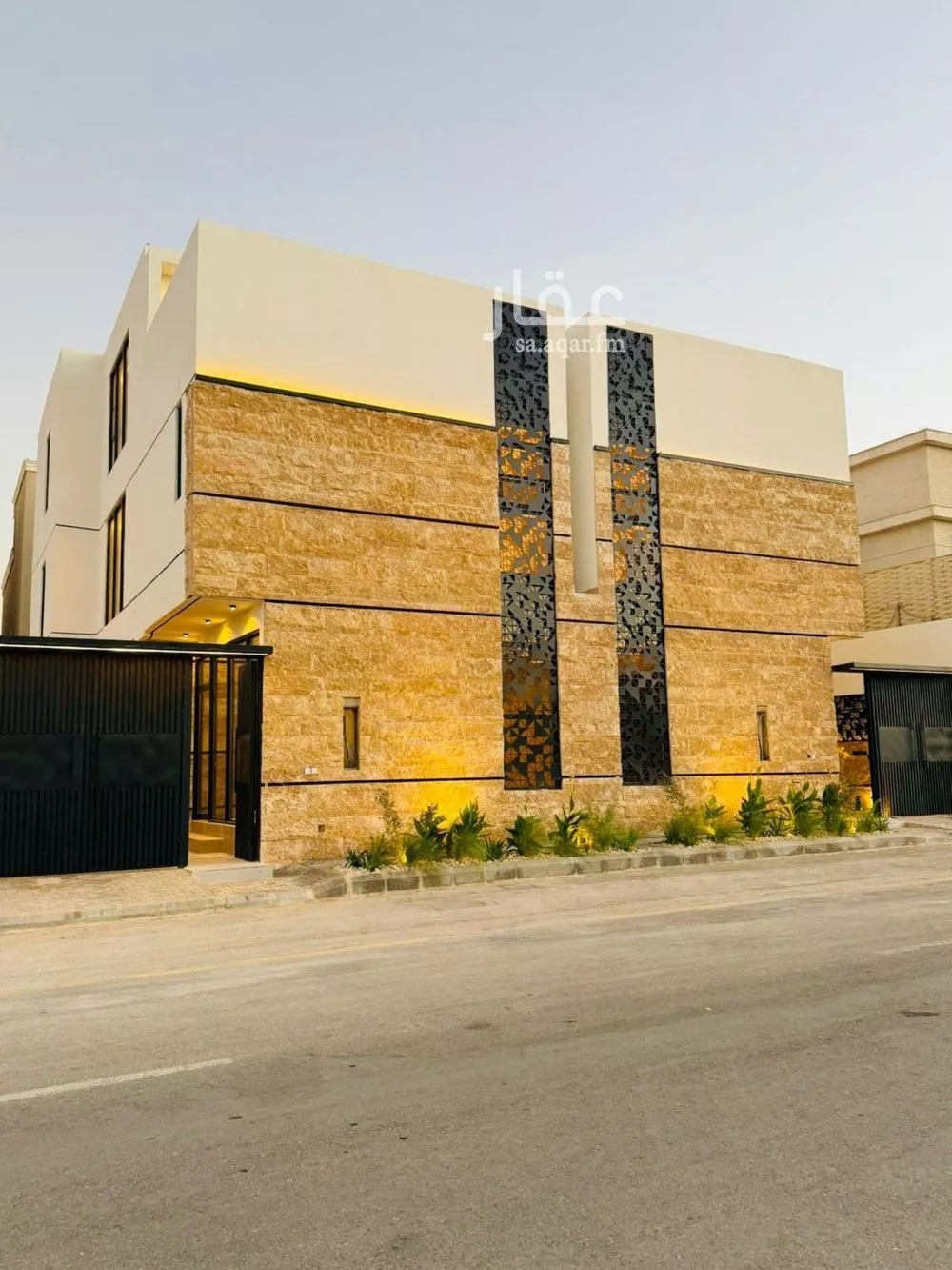6 bedroom villa in Al Mahdiyyah 3