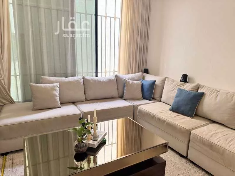 6 bedroom villa in Al Munsiyah 2
