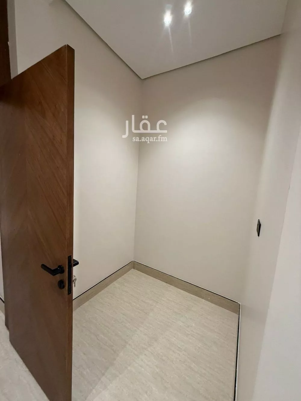 فيلا 6 غرف في المهدية 16