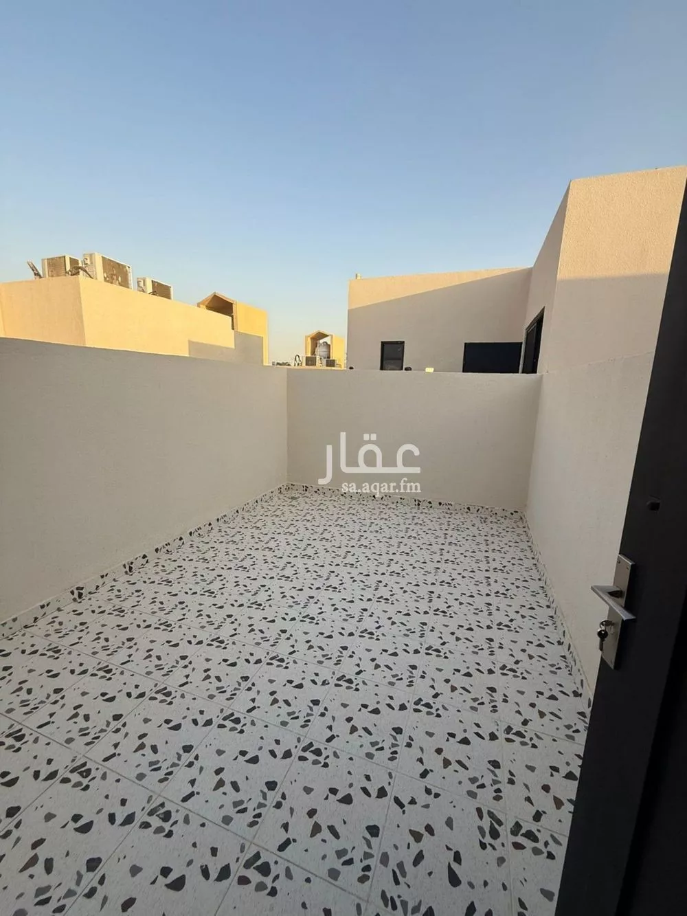 فيلا 6 غرف في المهدية 22