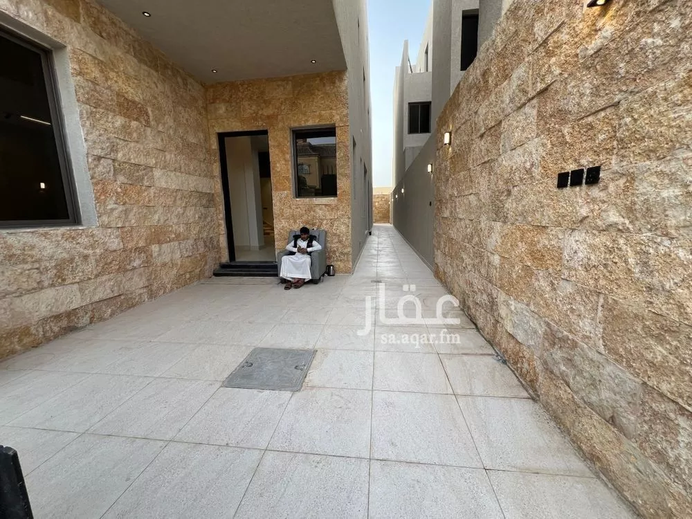 فيلا 7 غرف في ظهرة لبن 2