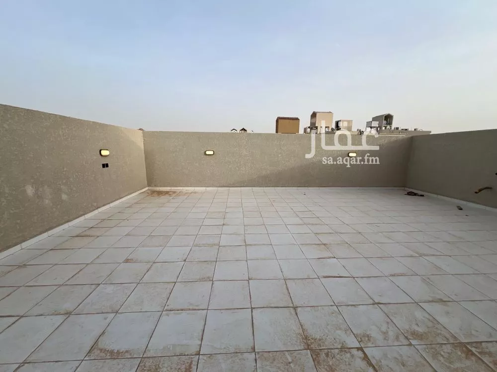 فيلا 7 غرف في ظهرة لبن 13