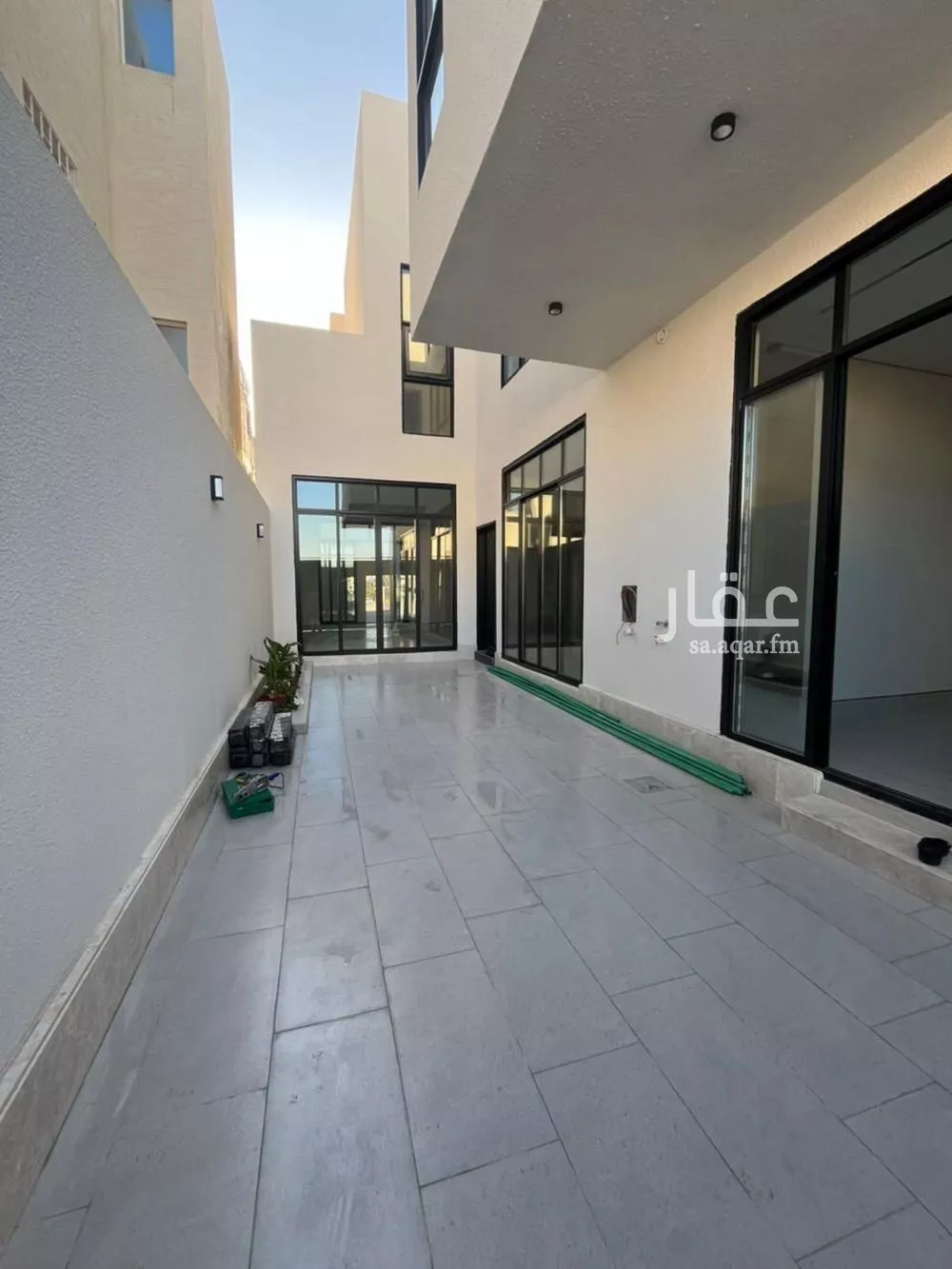 5 bedroom villa in Al Mahdiyyah 2