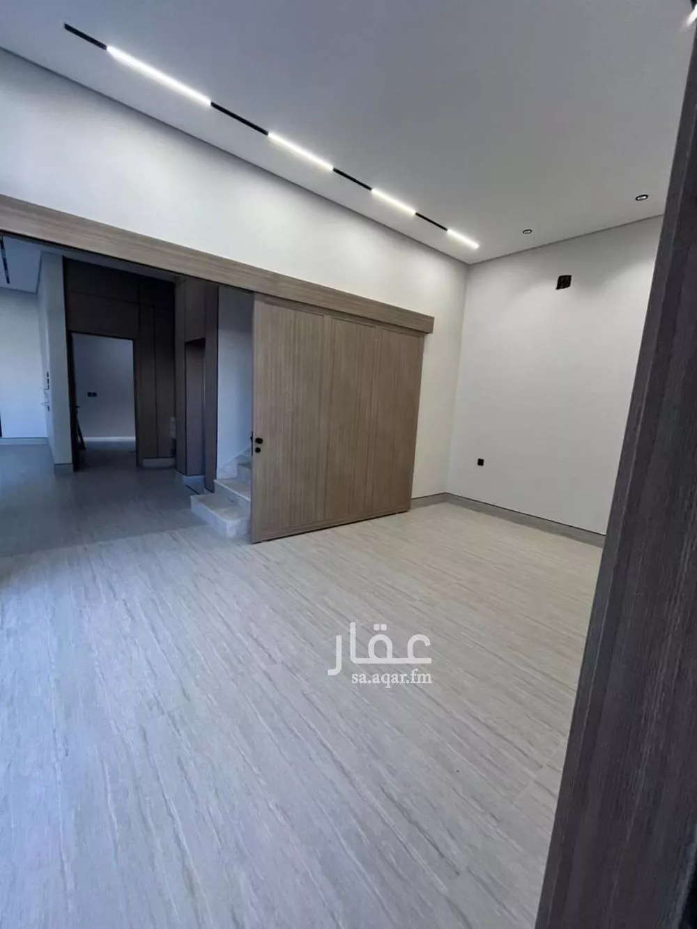 5 bedroom villa in Al Mahdiyyah 8